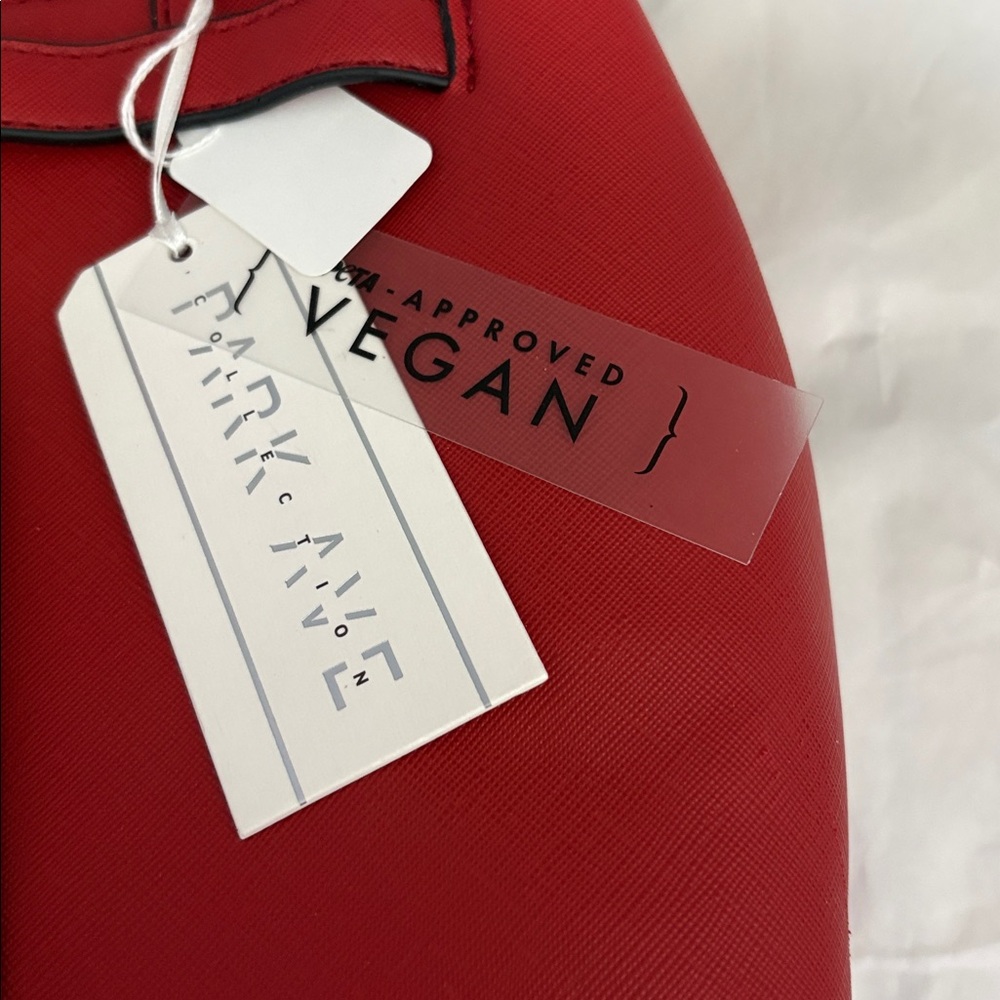 Red purse - Picture 2 of 6